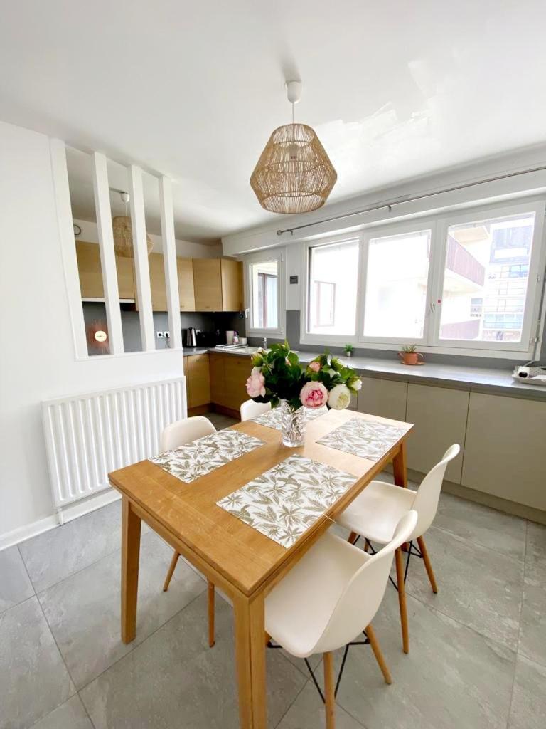Le Cosy Avec Piscine, Balcon Et Parking Apartment Trouville-sur-Mer Ngoại thất bức ảnh